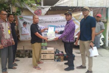 SERAH TERIMA BANTUAN ALAT KEPADA KELOMPOK UMKM DI DESA CARINGIN, LEGOK – TANGERANG SERAH TERIMA BANTUAN ALAT KEPADA KELOMPOK UMKM DI DESA CARINGIN, LEGOK – TANGERANG