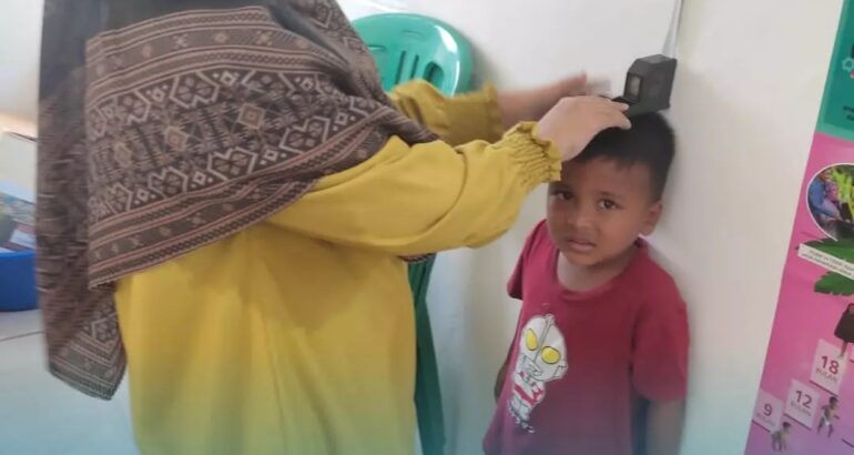 Kegiatan Posyandu Aster 8 Desa Caringin Kecamatan Legok, Tangerang